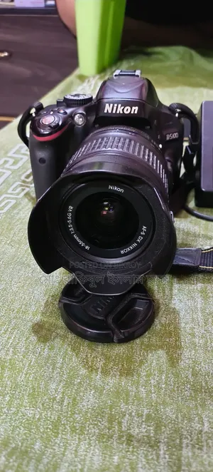 Nikon D5100