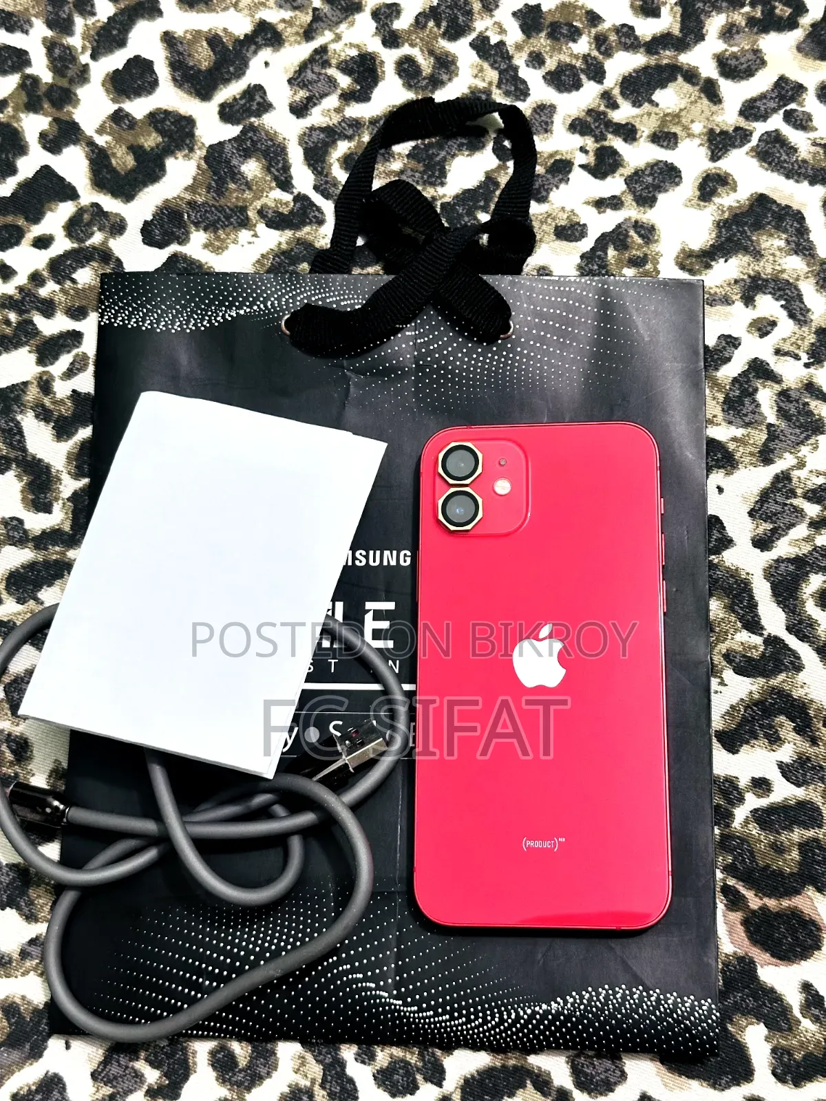 Apple iPhone 12 64 GB Red