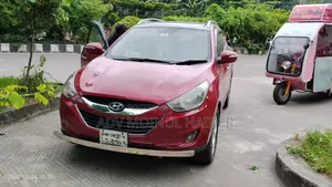 হুন্ডাই টাকসন ২০১১ রেড