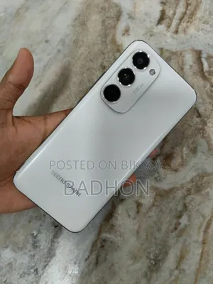 Tecno Spark 40 Pro+ 256 GB White