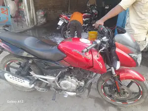 Bajaj Pulsar 150 2016 Red