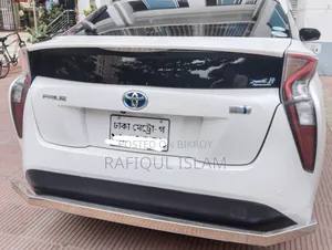 Toyota Prius 2018 Pearl
