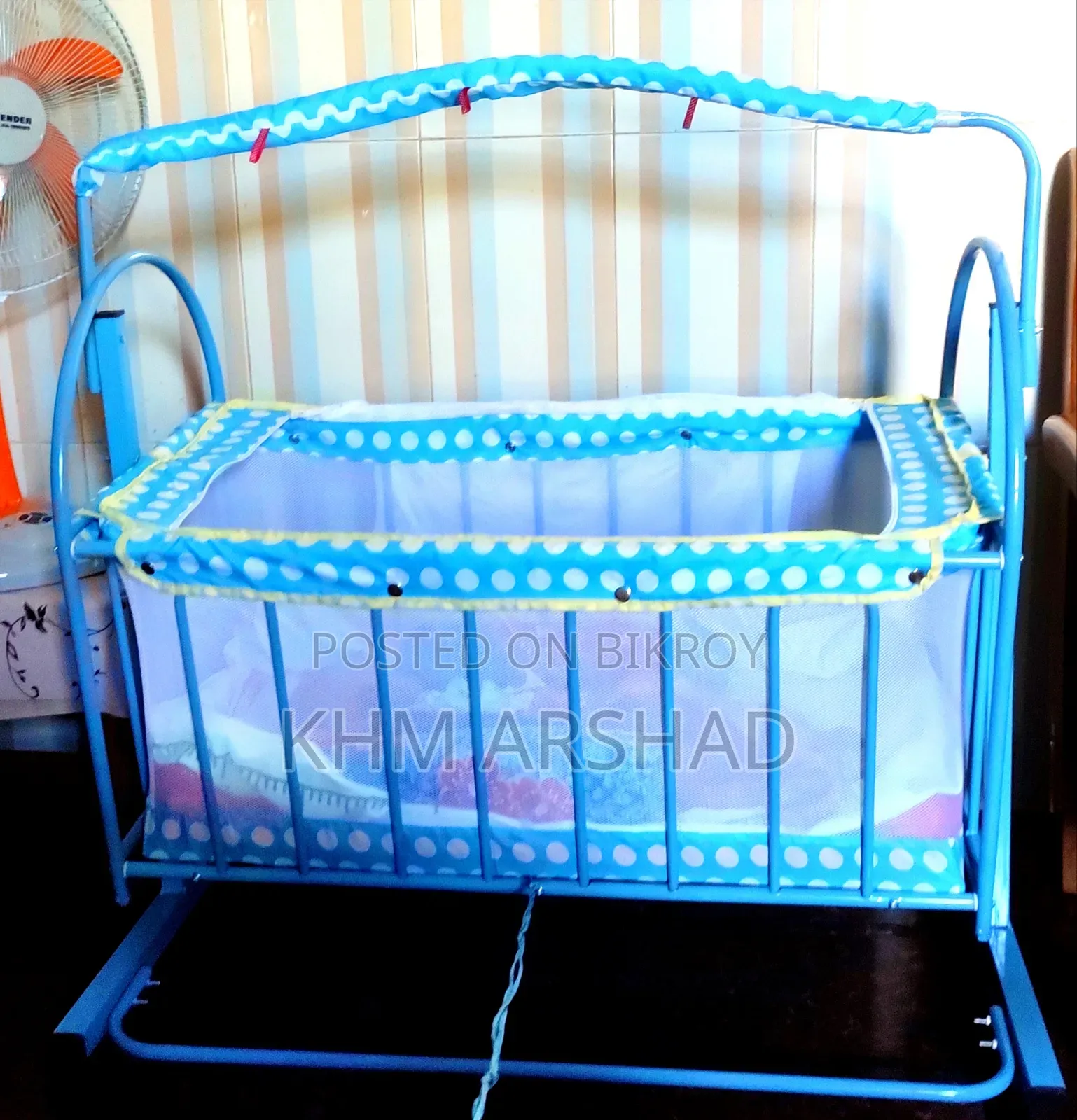 Baby cradle for sale