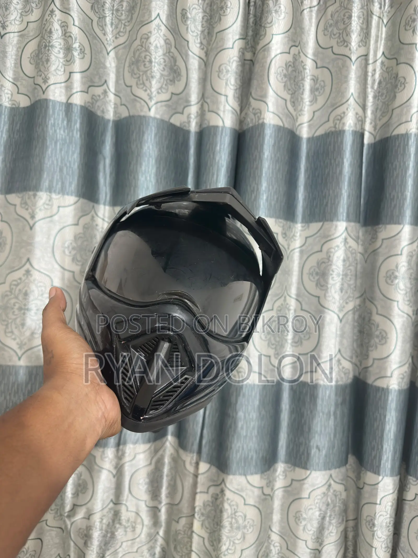গ্লাইডার্স হেলমেট