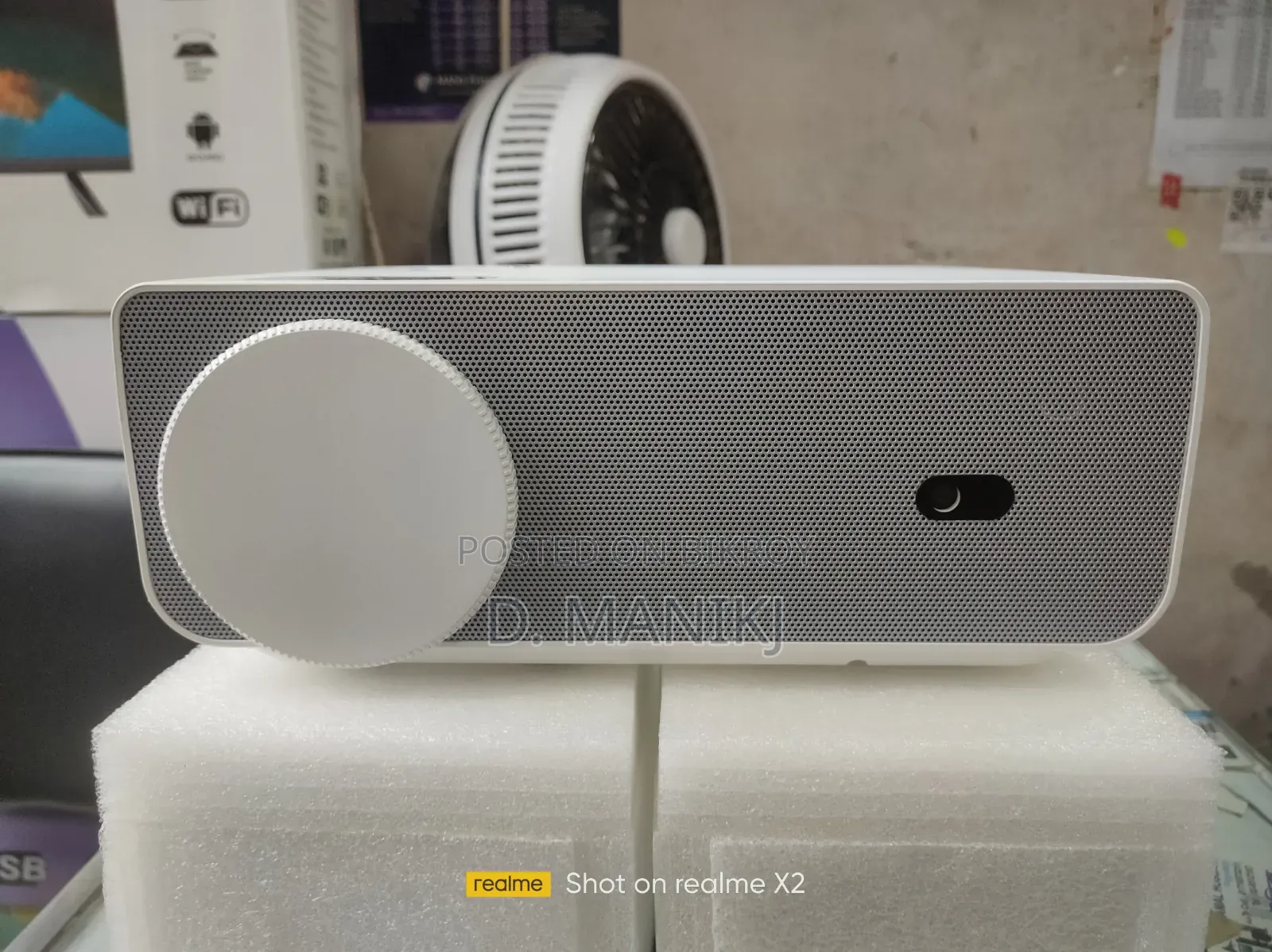 Cheerlux C50 Android Projector