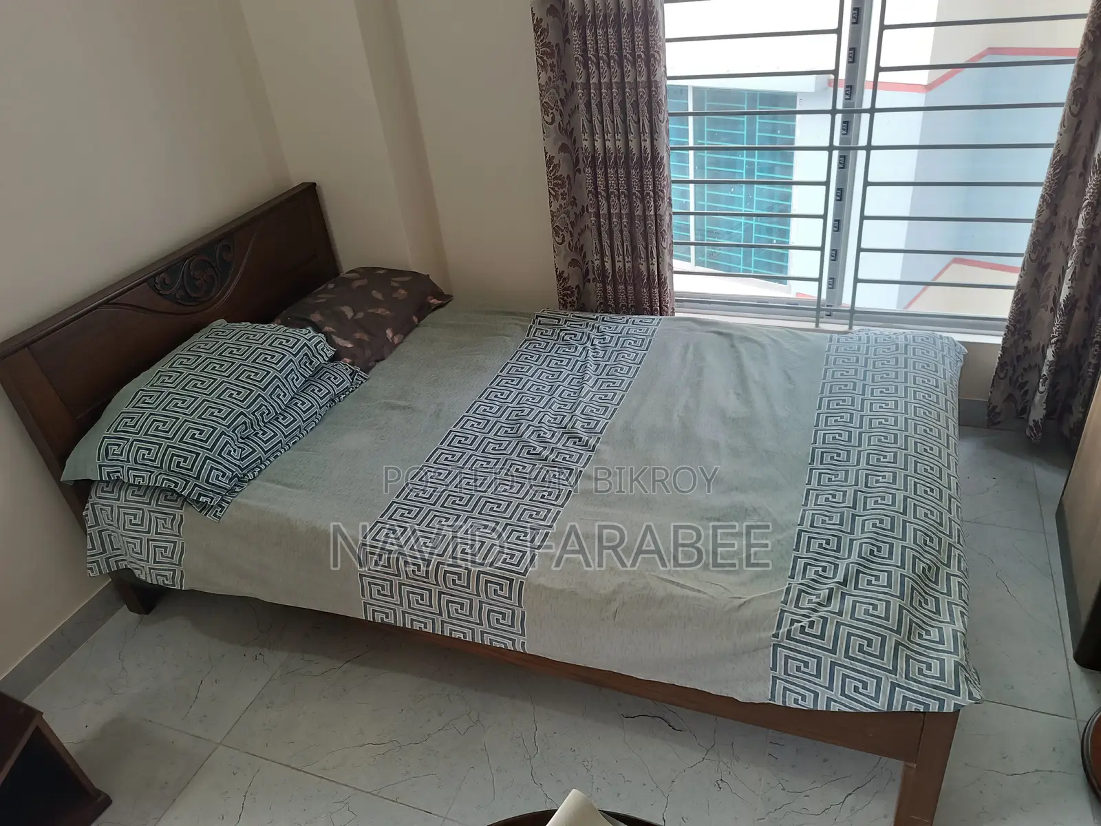 Navana Bed With Mattress and Toshok