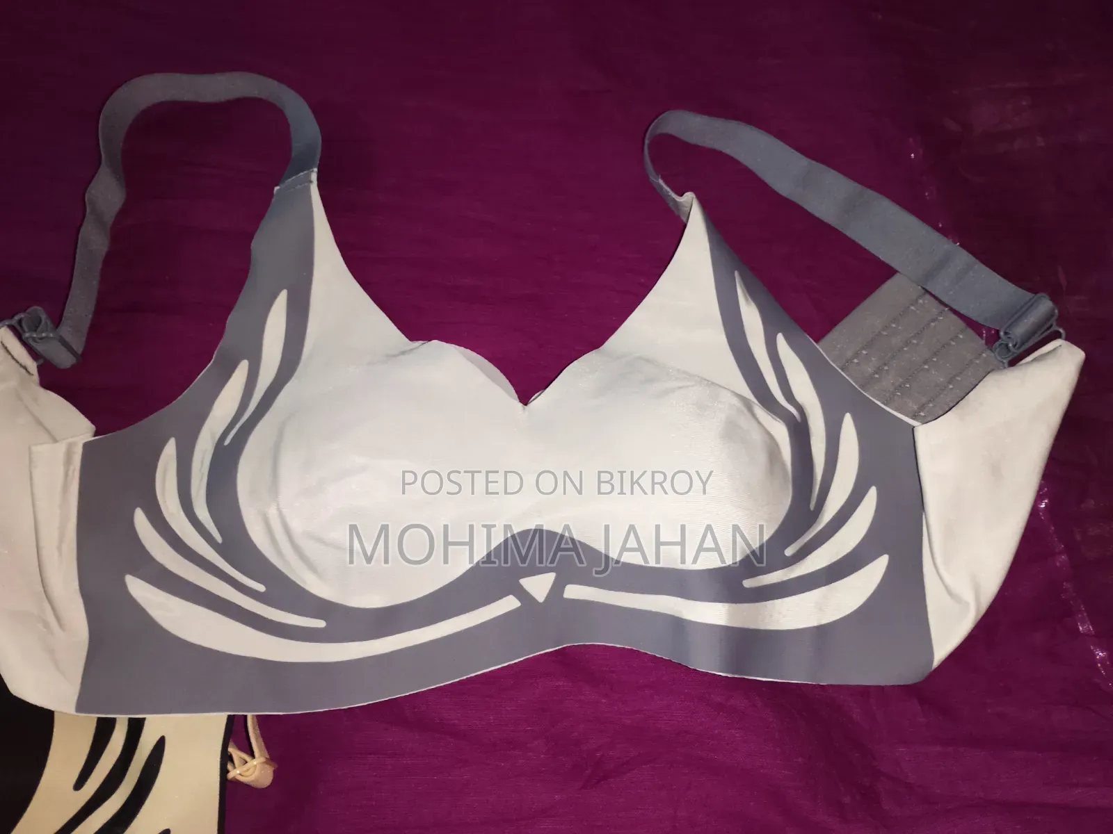 New Bra Full Fresh Used Not China Imported