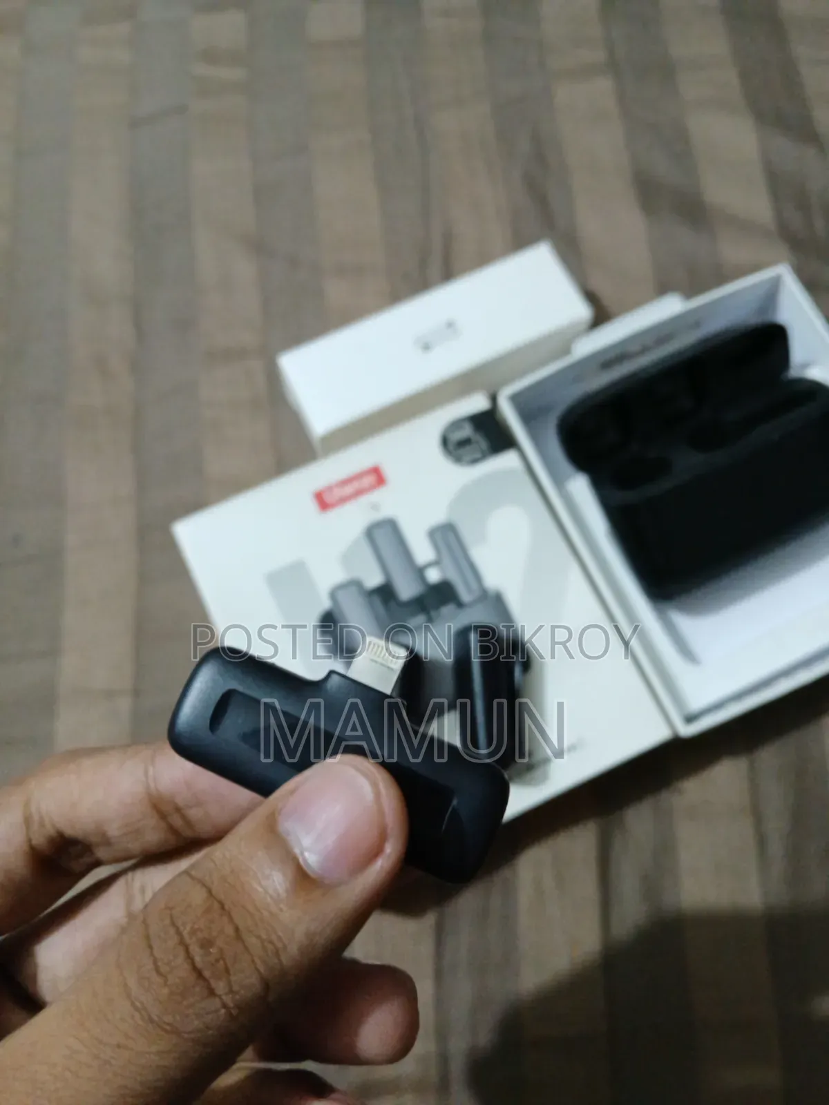 উলানজি জে১২ মাইক্রোফোন