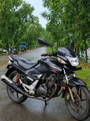 Hero 2011 Black