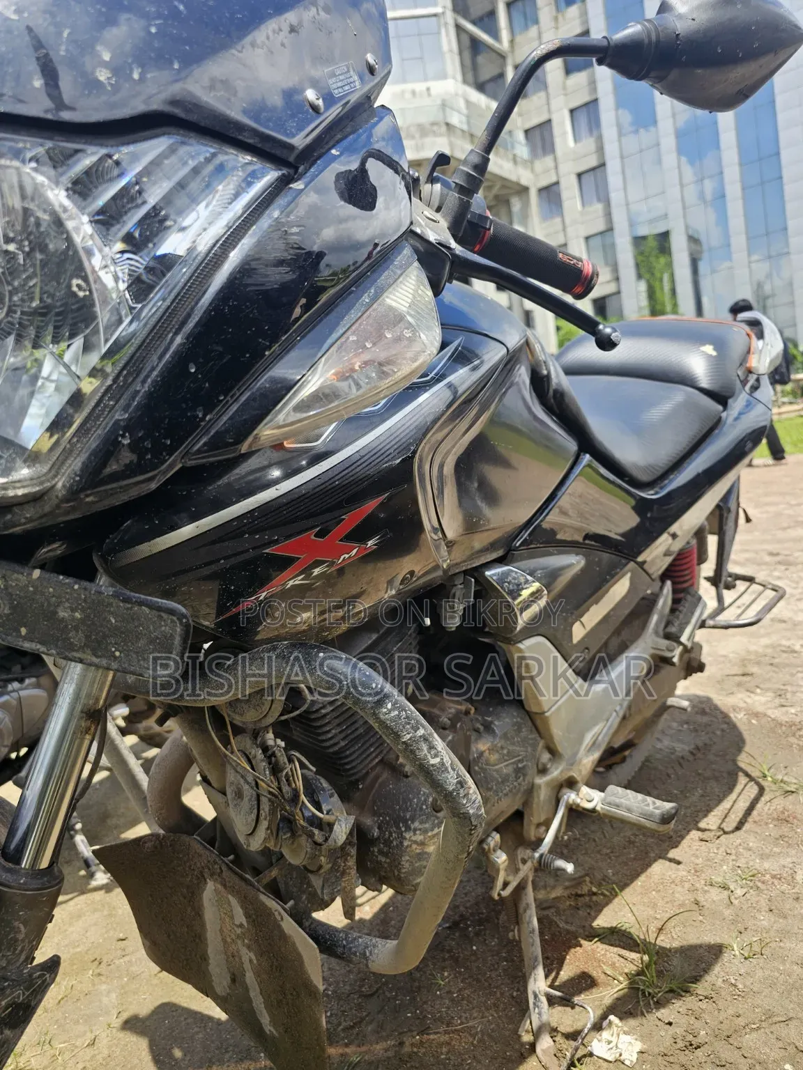 Hero 2011 Black