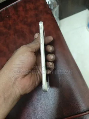 Apple iPhone 6 64 GB White
