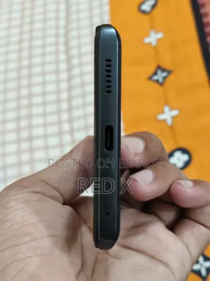 iQOO 256 GB Black