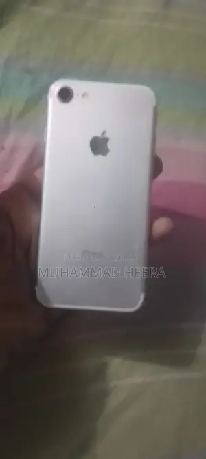 Apple iPhone 7 128 GB Pink