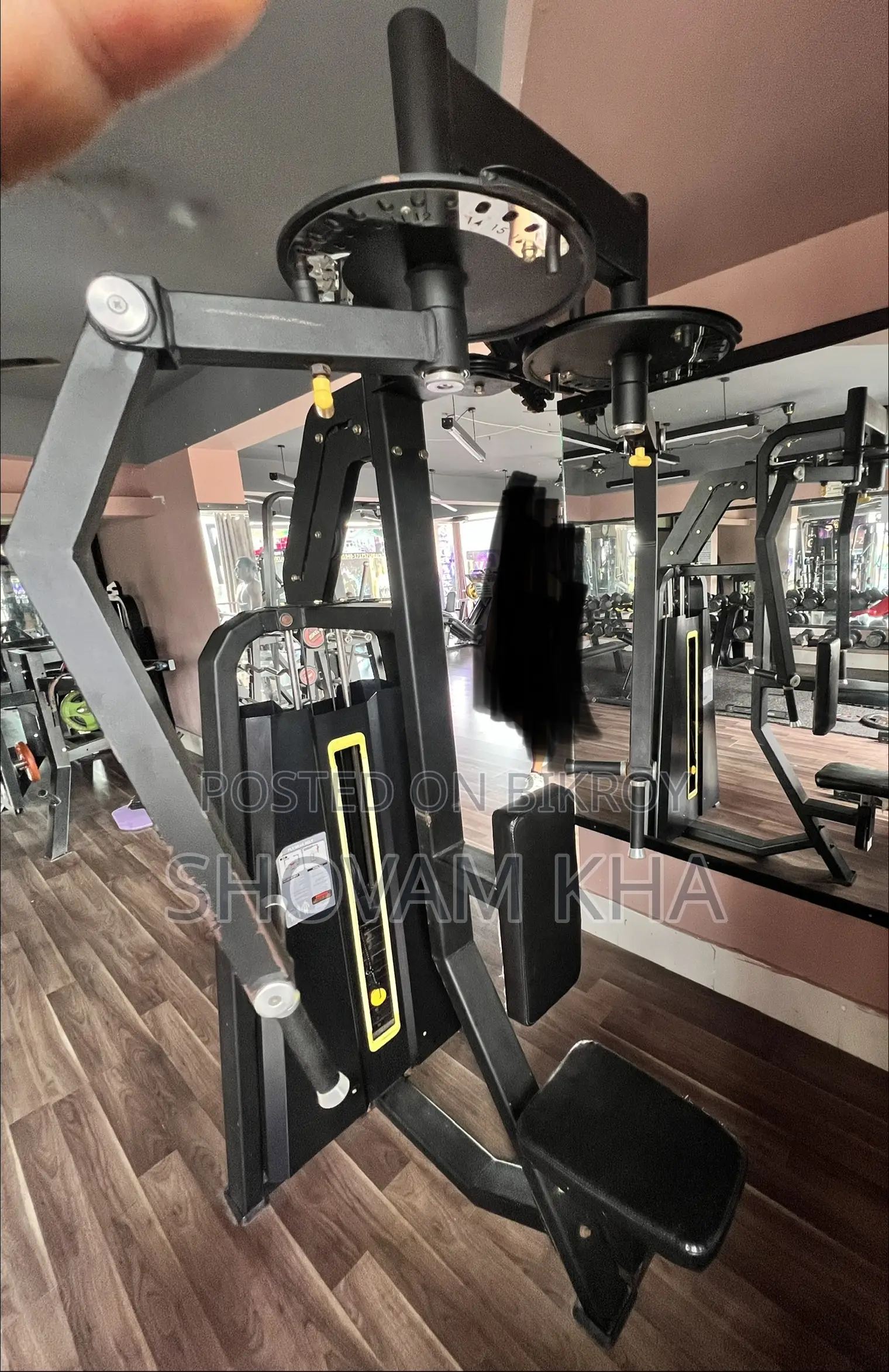 Pec Dec Fly Machine