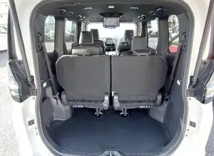 Toyota Voxy Hybrid S-Z 2-Wheel Drive 7-Seater 2023 Pearl
