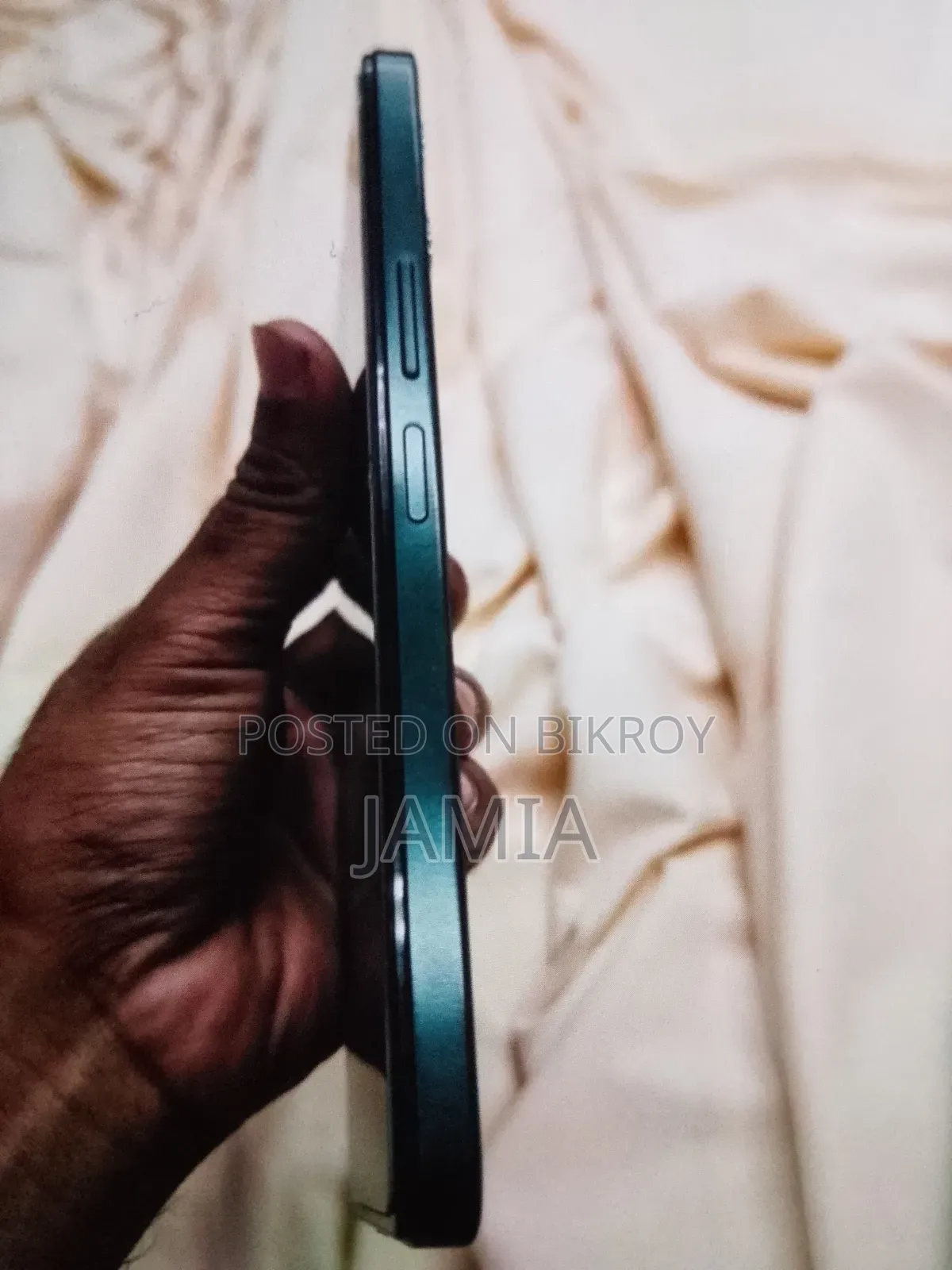 New Vivo Y04 256 GB Gray