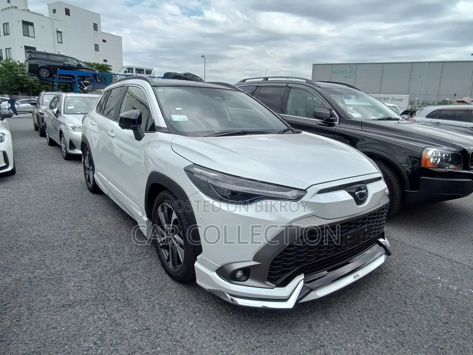 Toyota Corolla Cross LE 2WD 2024 Pearl