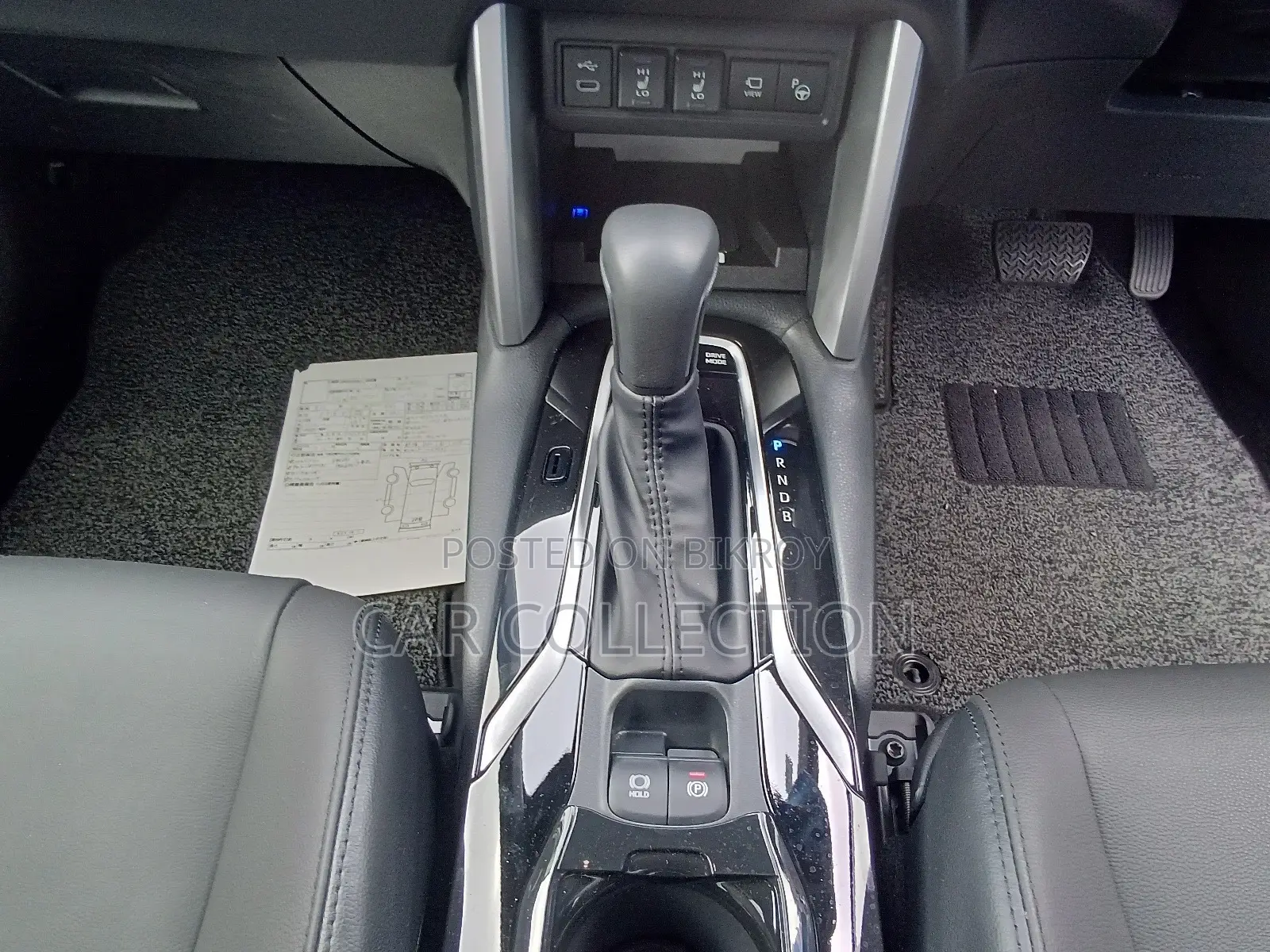 Toyota Corolla Cross LE 2WD 2024 Pearl