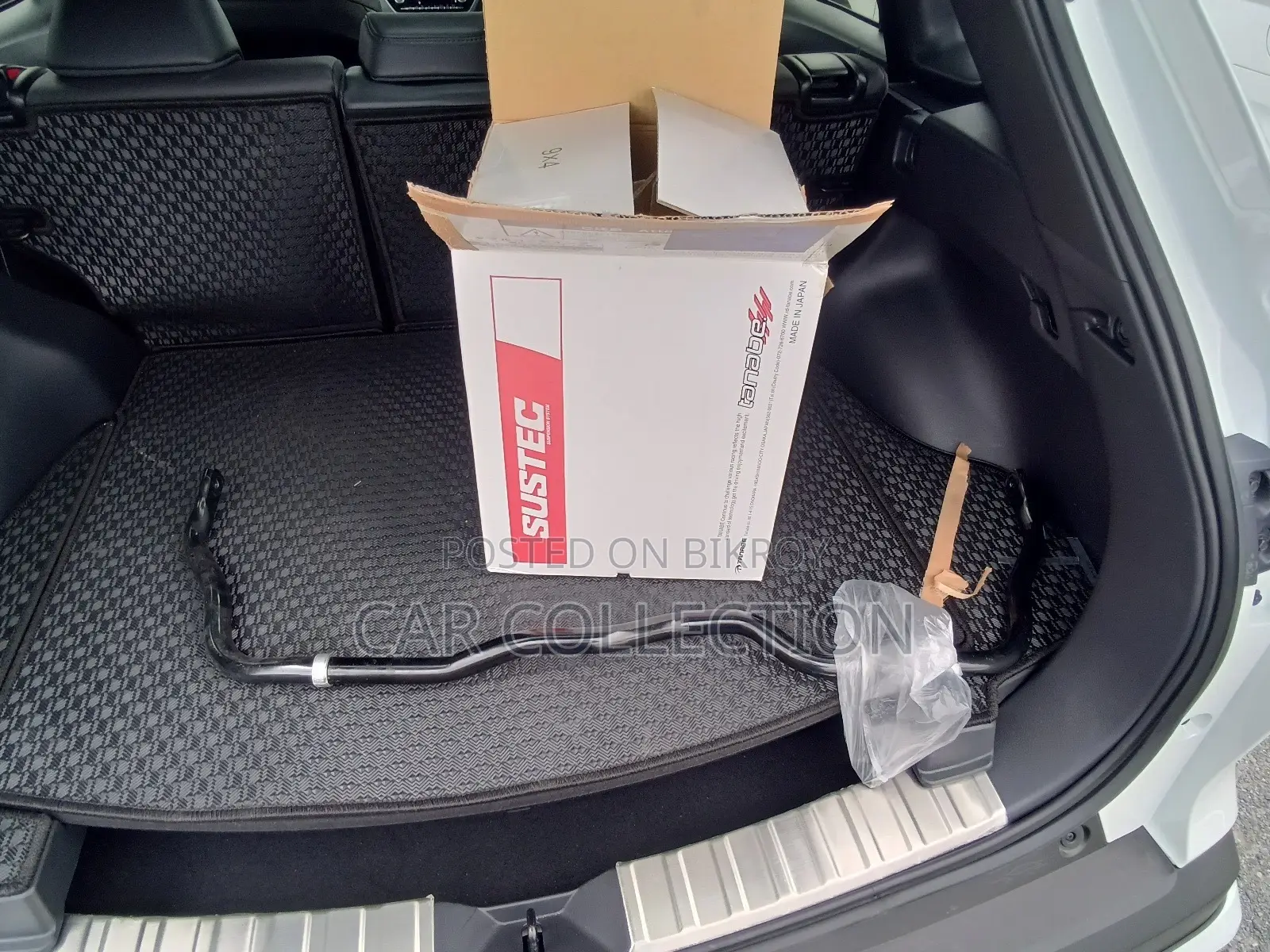 Toyota Corolla Cross LE 2WD 2024 Pearl