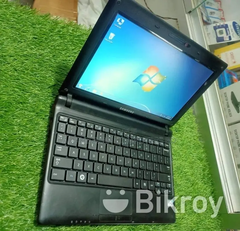 Samsung Mini Laptop, 160GB Hard Disk, 2GB RAM,
