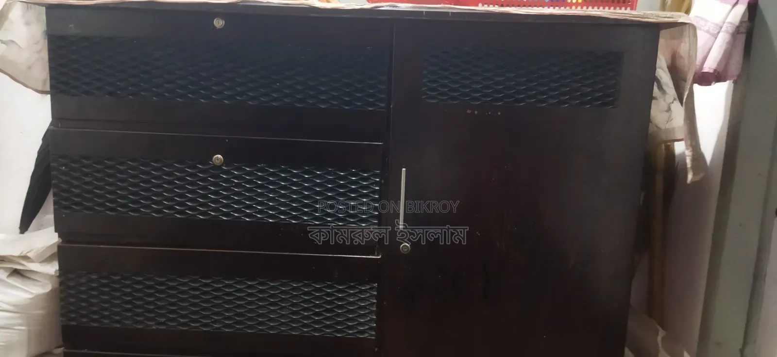 মালোশিয়ান উড প্রসেসিং বোর্ডের ওয়ারড্রব