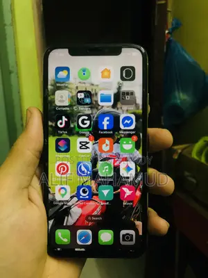 অ্যাপল আইফোন এক্স ৬৪ জিবি হোয়াইট