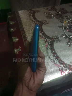 স্যামসাং গ্যালাক্সি এ৫০ ৬৪ জিবি হোয়াইট