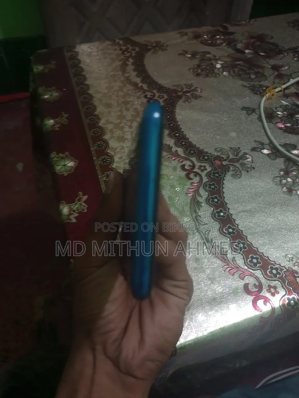 স্যামসাং গ্যালাক্সি এ৫০ ৬৪ জিবি হোয়াইট