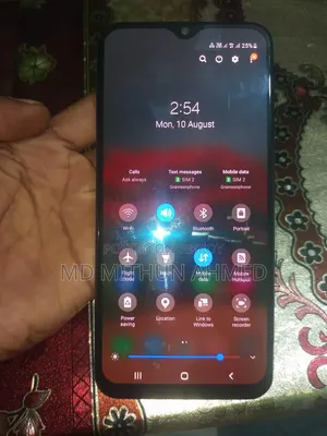 স্যামসাং গ্যালাক্সি এ৫০ ৬৪ জিবি হোয়াইট