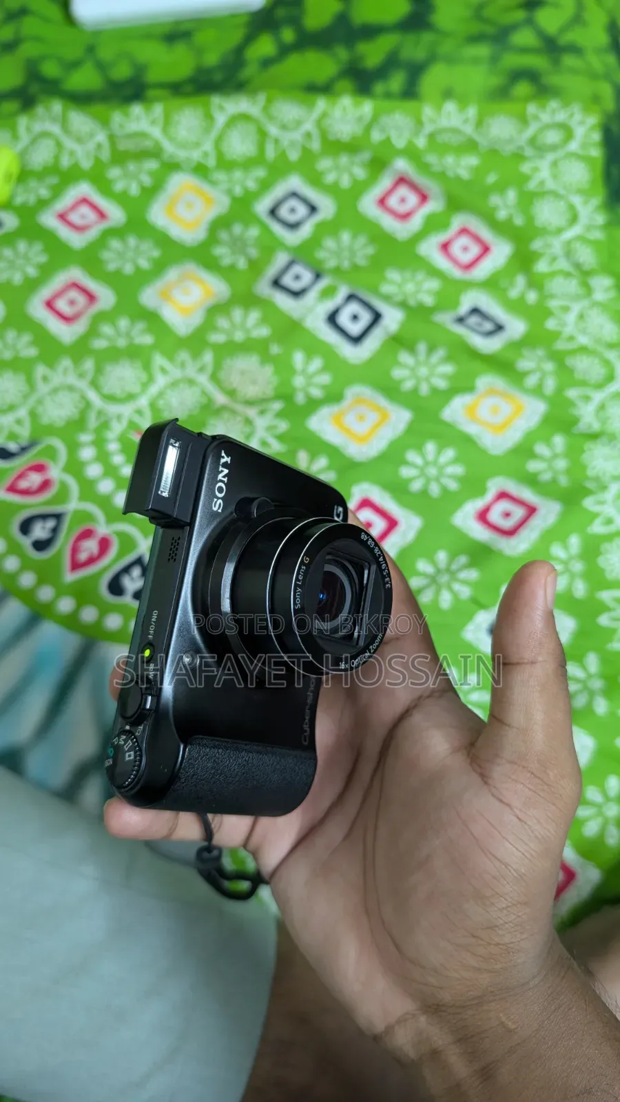 Sony Cyber-Shot DSC-H90 Digital Camera