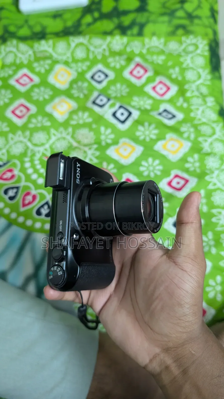 Sony Cyber-Shot DSC-H90 Digital Camera