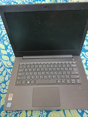 Laptop Lenovo V330 4GB Intel Core I3 HDD 1T