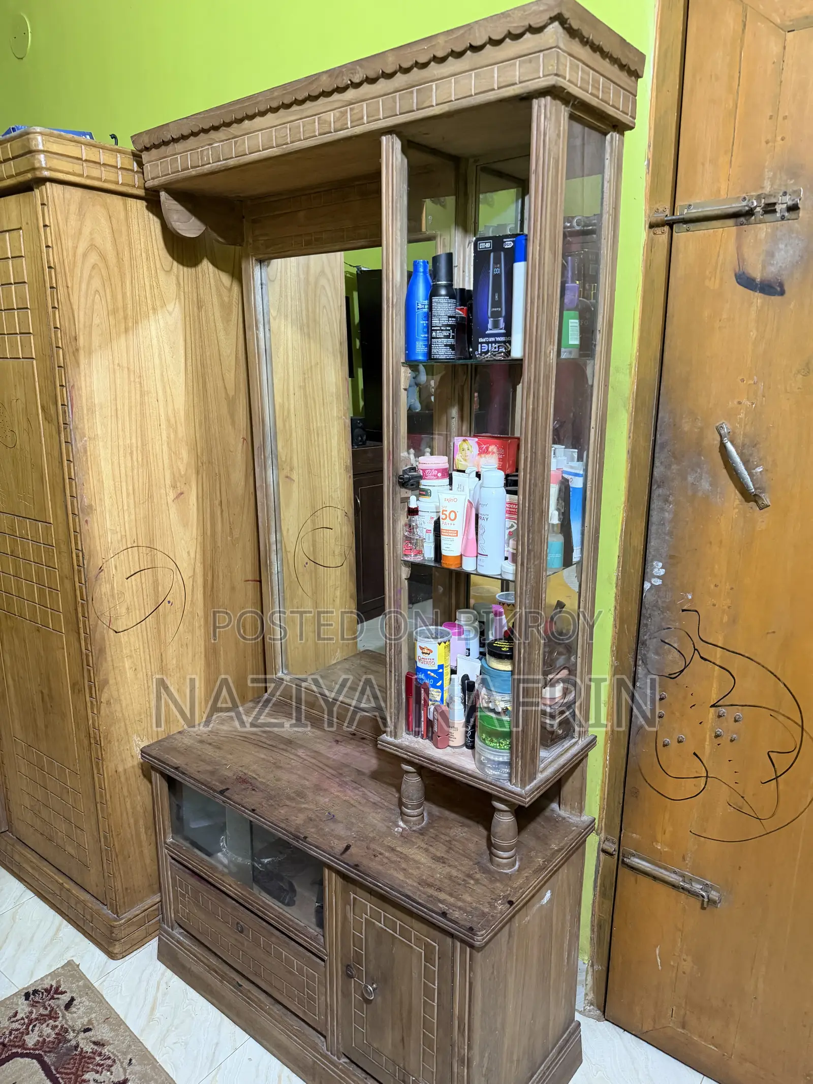 Dressing Table for Sale