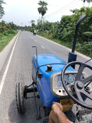 Sonalika Tractor 45 RX Supreme.