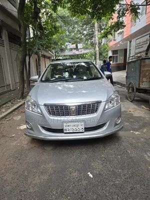 টয়োটা প্রমিও ১.৫ এফডব্লিউডি ২০১৩ রূপালী