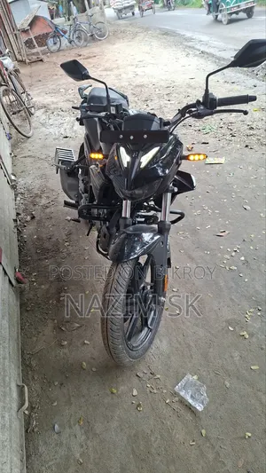 New Hero Xtreme 125R 2026 Black