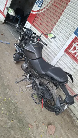 New Hero Xtreme 125R 2026 Black