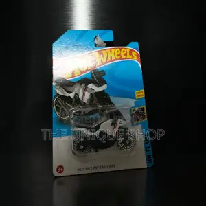 হটহুইলস কার