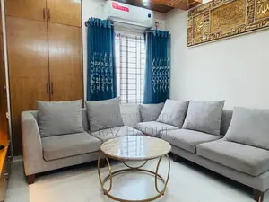 কুশন সোফা