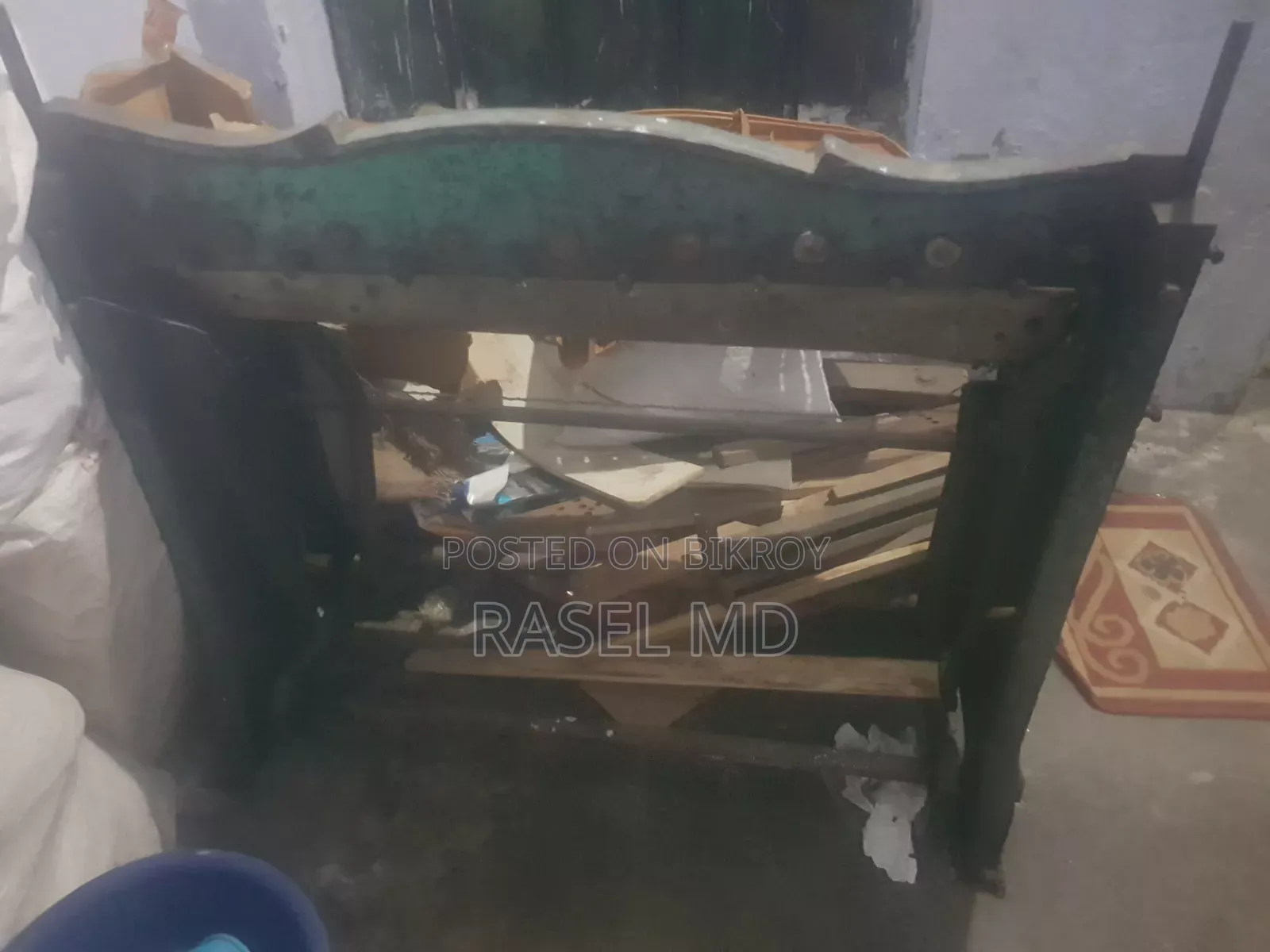 Sheet Cutting Machine