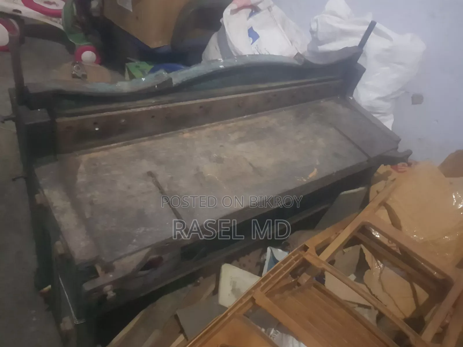 Sheet Cutting Machine