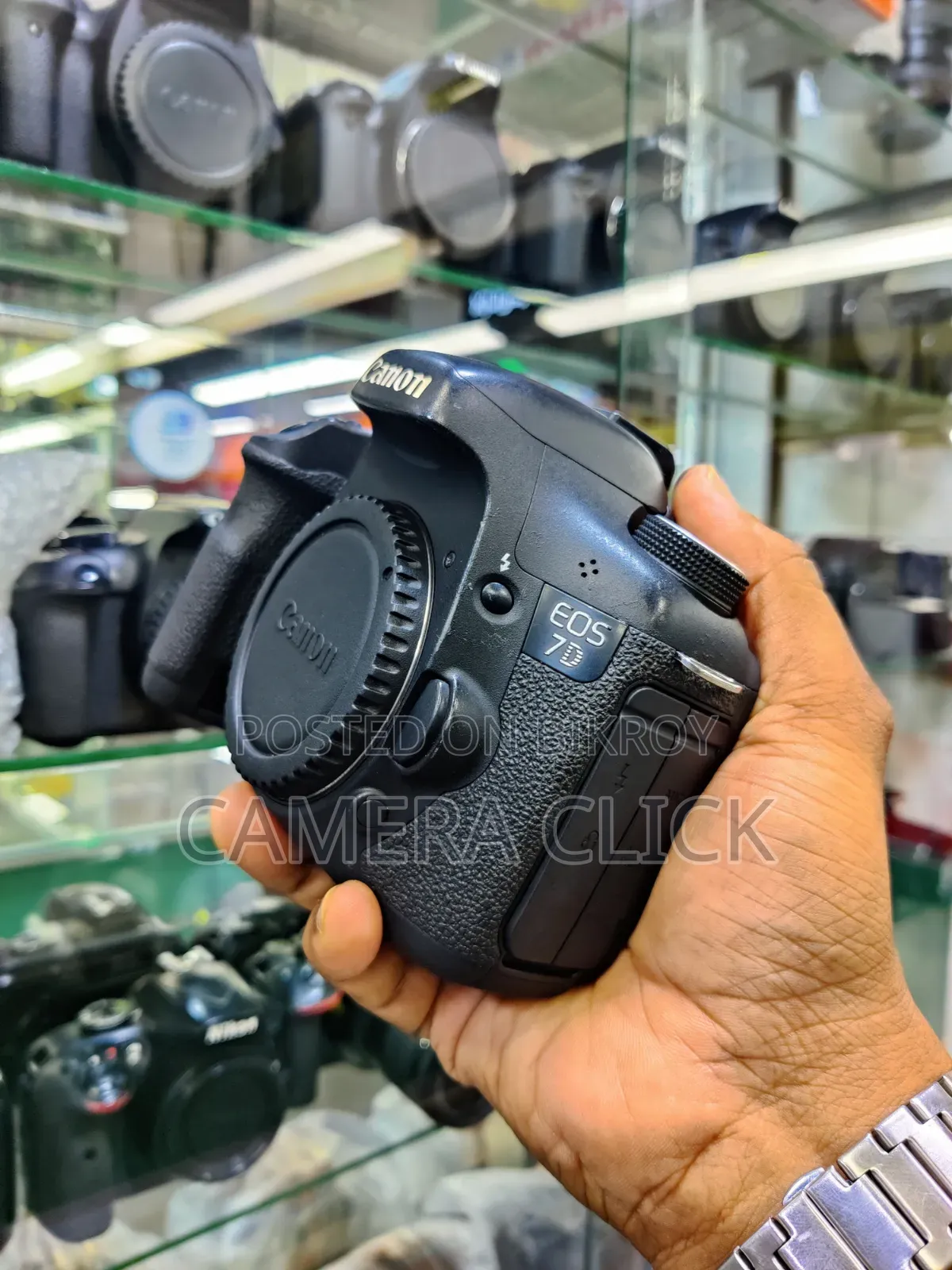 Canon EOS 7D Used but 99% Fresh Condition