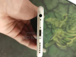 Apple iPhone 6s 64 GB