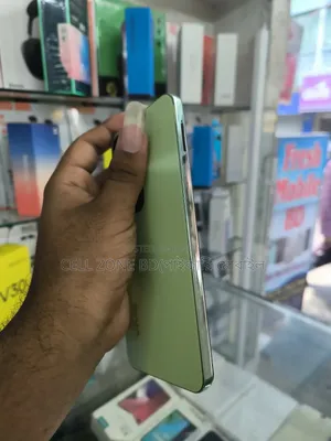 Vivo Y18 128 GB Gold