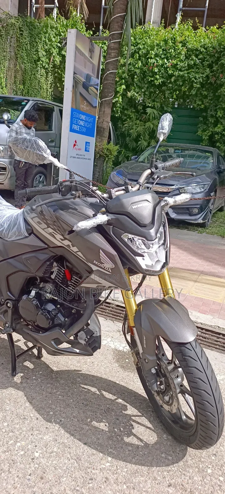 New Honda Hornet 2.0 2024 Black