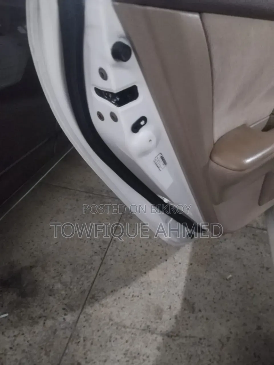 Toyota Corolla Sedan Automatic 2004 White