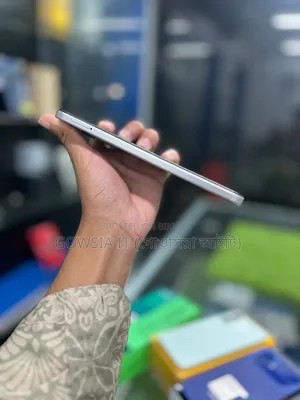 ইনফিনিক্স হট ৫০আই ১২৮ জিবি সিলভার