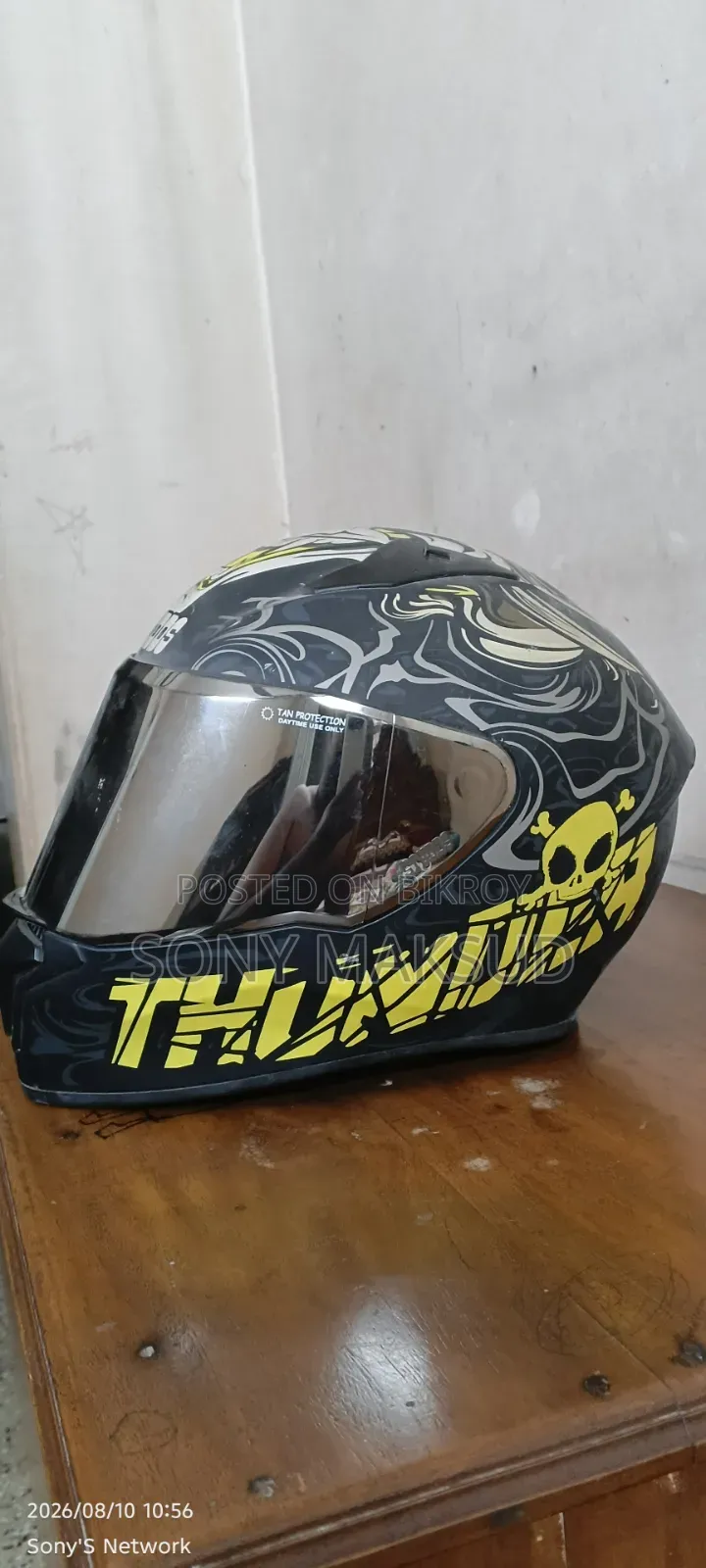 Studds Thunder Helmet