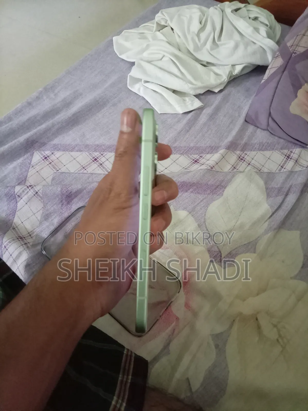 অনার ৬০১ ২৫৬ জিবি সবুজ
