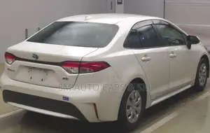 Toyota Corolla 2021 Pearl